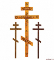 Крест из дерева (сосна) прямой с декором; высота 210см