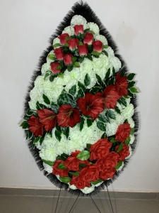 Венок 100 см A17