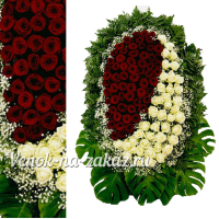 Ритуальный венок из красных и белых роз №68, 160 см
