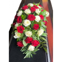 Композиция на крышку гроба из живых цветов (флоретка) №7521