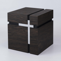 Урна «Куб с крестом» шпон венге
