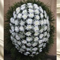 Венок белой хризантемы "Флореаль-17"